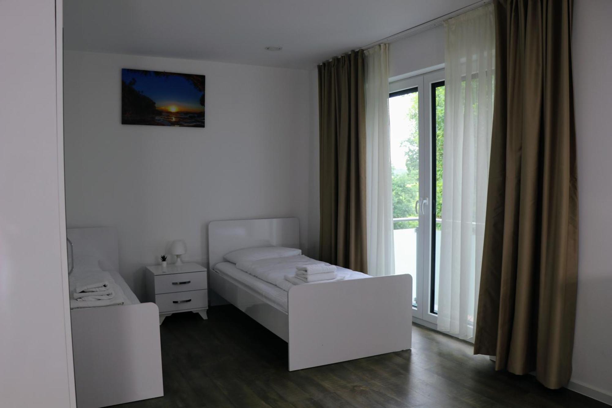 Apartamento & Burglesum *